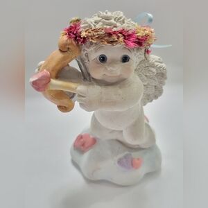 Dreamsicles Vintage 2000's Be Mine figurine.